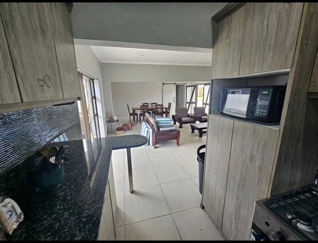 4 BEDROOM PROPERTY TO RENT IN ASTON BAY